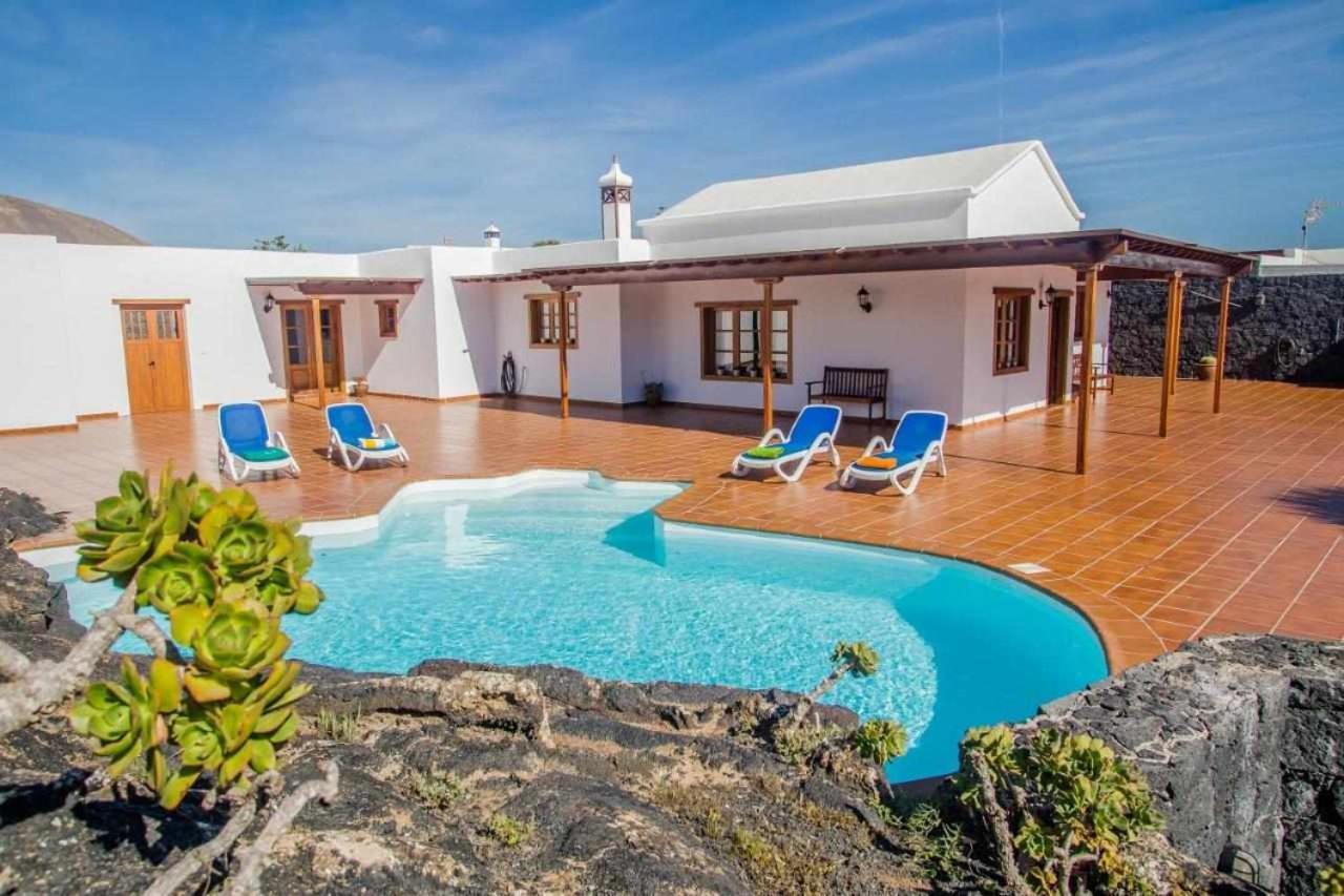 Casa Lola Lanzarote Piscina Climatizada Y Wifi Free San Bartolomé Exterior foto